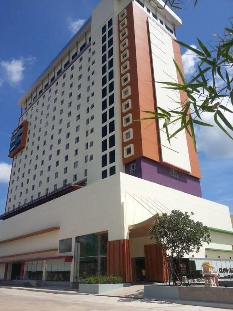 Grand Oliver Hotel Danok Sadao Ngoại thất bức ảnh